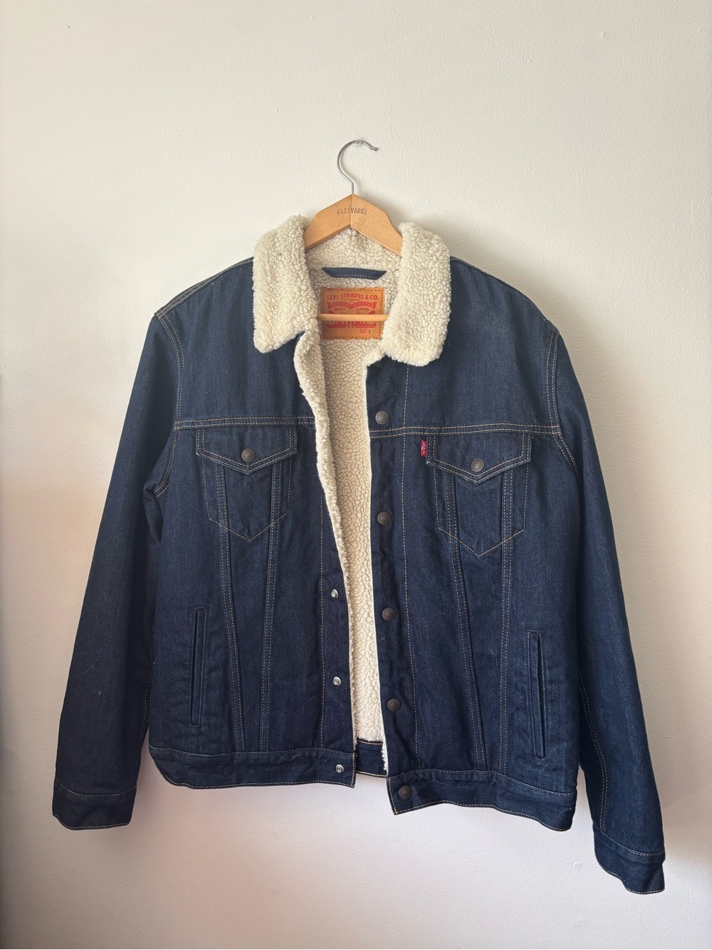 Levi's Dark Blue Denim Sherpa Jacket with Cream Lining